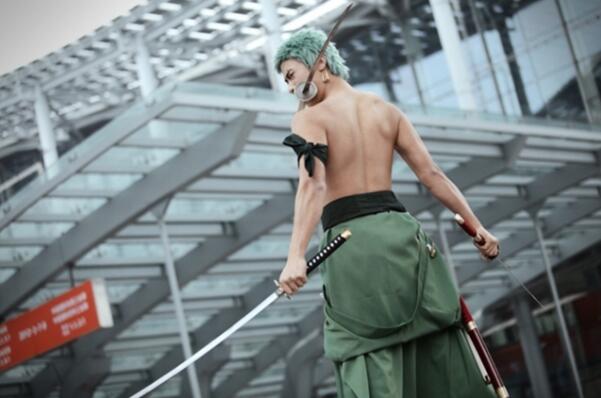 英格拉姆与东契奇同心协力,湖人大胜小牛止住3连败_starrysky sports(图2) app下载